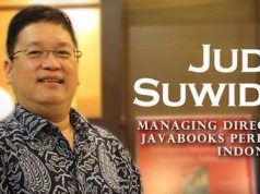 The Captain - Judo Suwidji Managing Director Javabooks Periplus Indonesia
