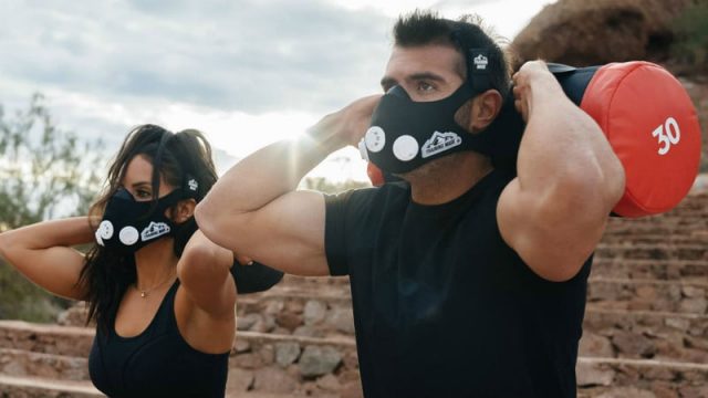 Training Mask Solusi Memakai Masker Saat Olahraga