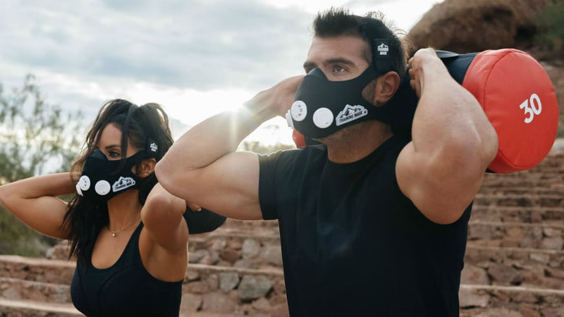 Training Mask Solusi Memakai Masker Saat Olahraga