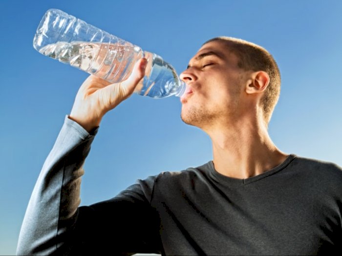 Berat Badan Menentukan Berapa Banyak Air Yang Harus Dikonsumsi Sehari