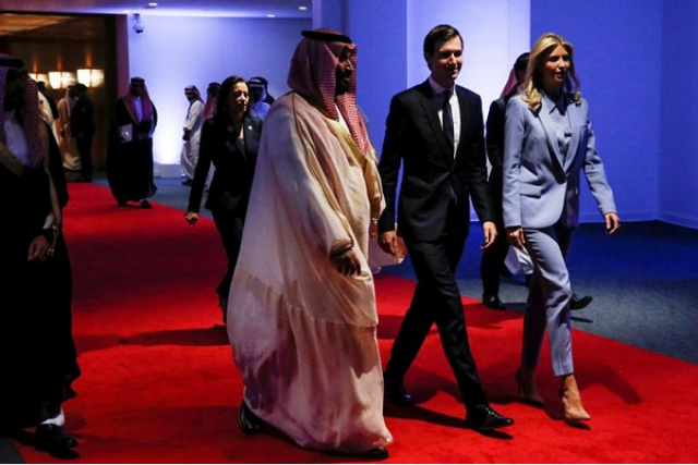 Keluarga Kerajaan Saudi Beri Donald Trump Hadiah Nilainya Ratusan Juta