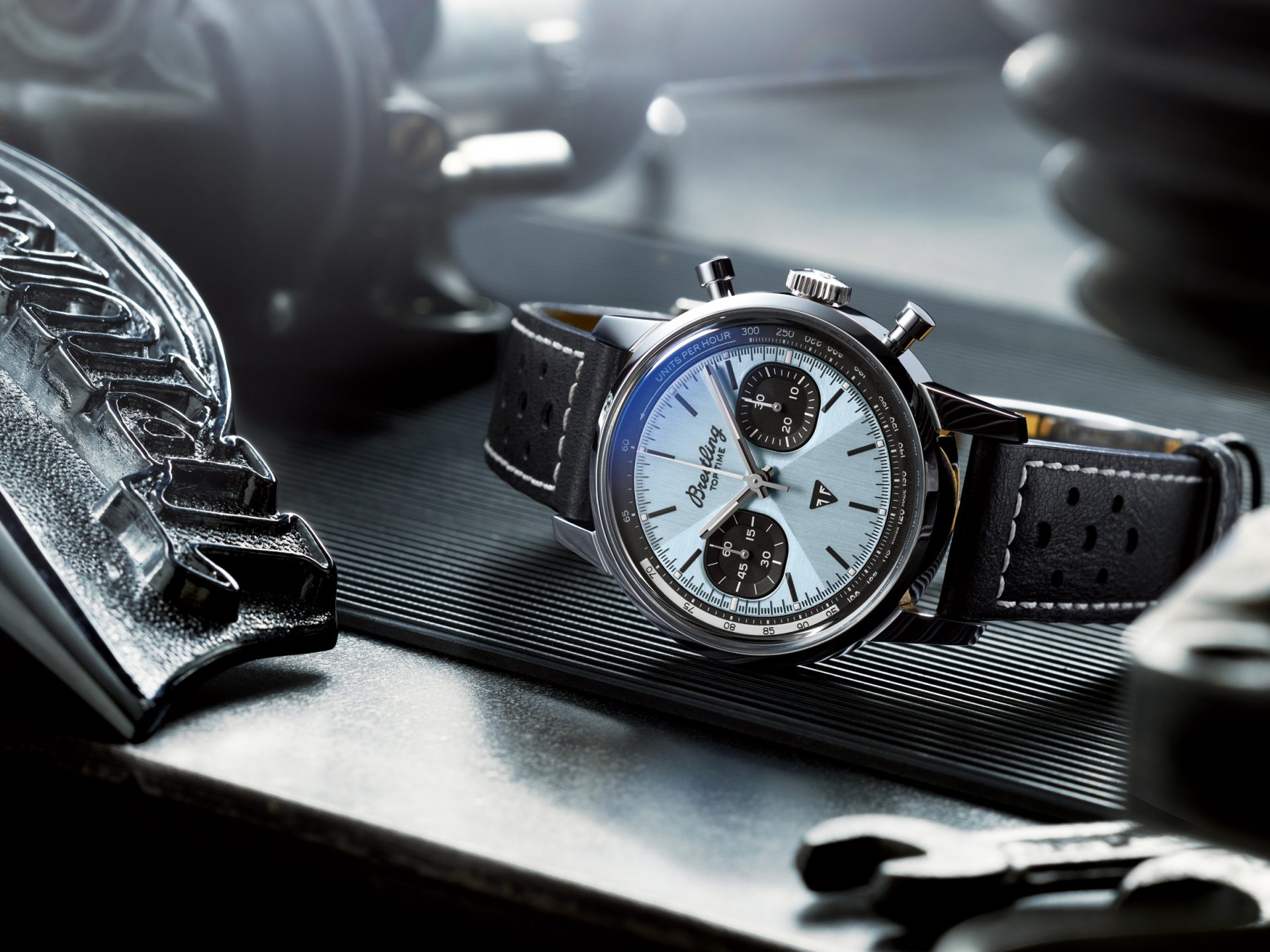 Edisi Terbatas Jam Tangan dan Motor Kolaborasi Breitling x Triumph