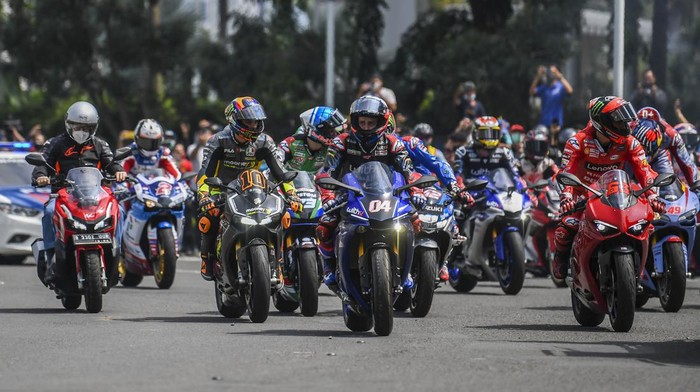 Daftar Motor yang Digunakan Pembalap MotoGP Saat Parade