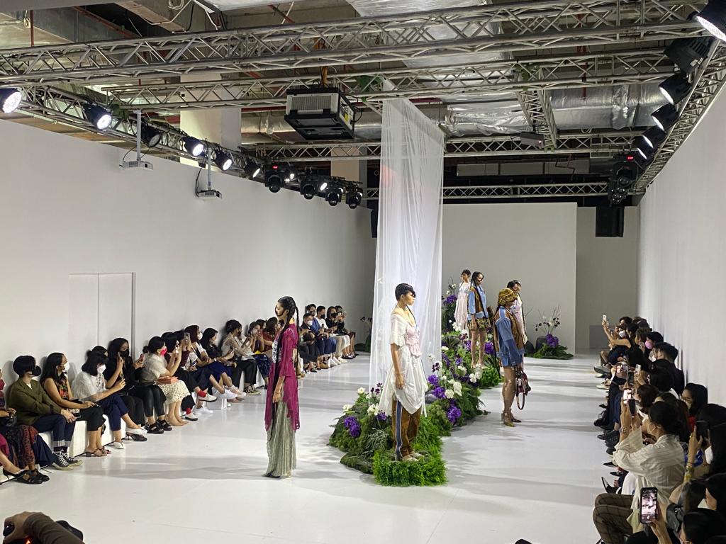 OPPO BAZAAR Fashion Festival 2022 Jadi Pagelaran Fashion Kolektif Pertama Sejak Pandemi