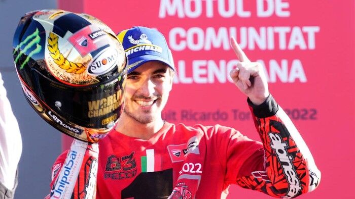 Helm Juara Dunia MotoGP 2022 Ternyata Buatan Indonesia