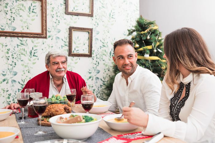 Cara Menikmati Makanan Natal Tanpa Khawatir Kolestrol Jahat Naik