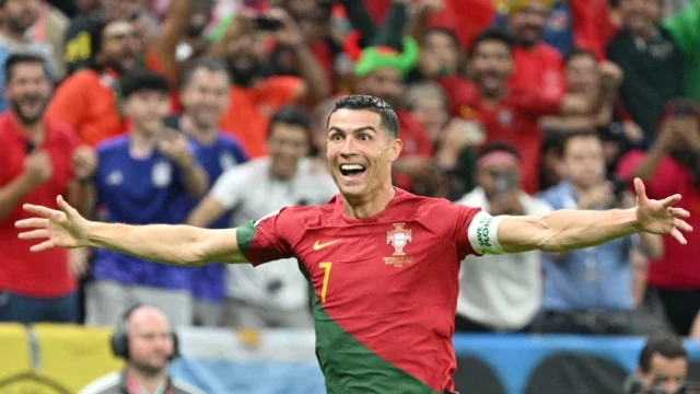 Cristiano Ronaldo Gabung Klub Arab Saudi, Digaji Rp3,2 Triliun Pertahun!