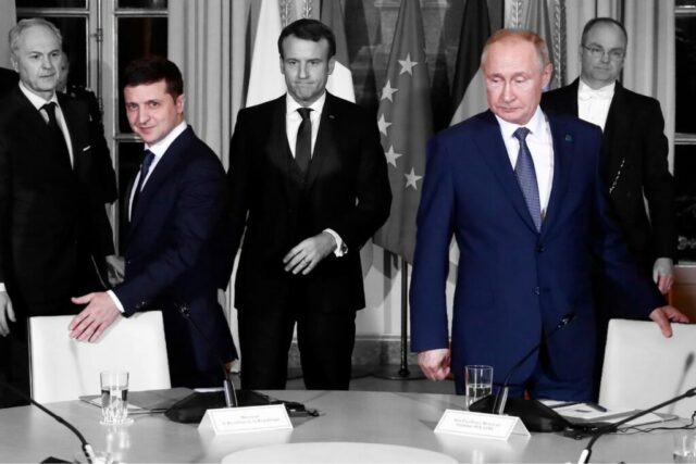 Pengamat Politik Prediksi Perang Rusia-Ukraina Sampai 20 Tahun