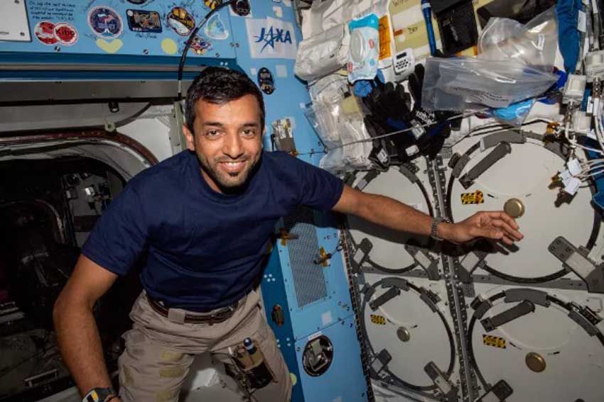 Astronaut Muslim Rayakan Bulan Ramadan di Luar Angkasa