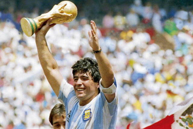 Sebelum Messi, Maradona Sudah Lebih Dulu Lawan Timnas Indonesia