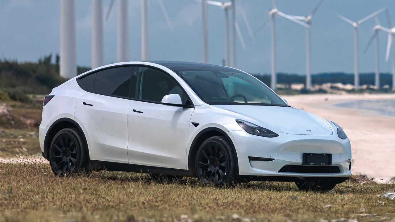Tesla Kuasai Penjualan Mobil Listrik Dunia di Awal 2023