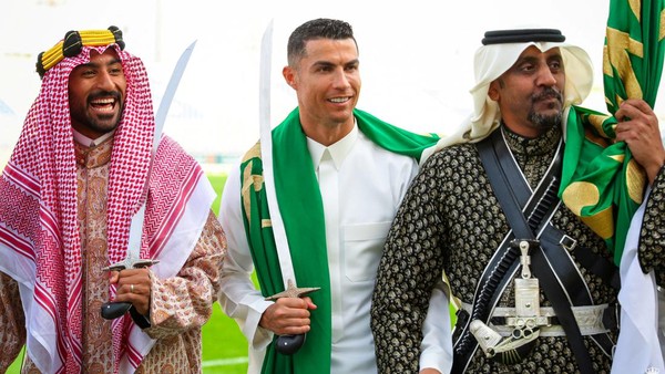 Bintang Sepak Bola Eropa yang Sudah dan Akan Merumput di Liga Arab