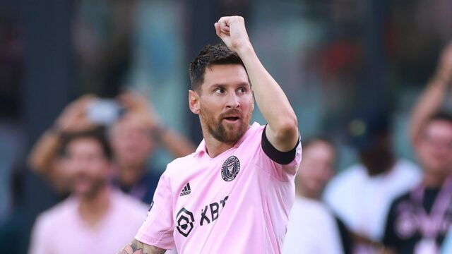 Lionel Messi Cetak Gol Jarak Terjauh dalam Kariernya!