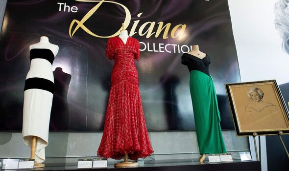 Koleksi Gaun Putri Diana Terjual Rp24,8 miliar