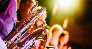 3 Manfaat Mendengarkan Musik Jazz untuk Kesehatan Tubuh